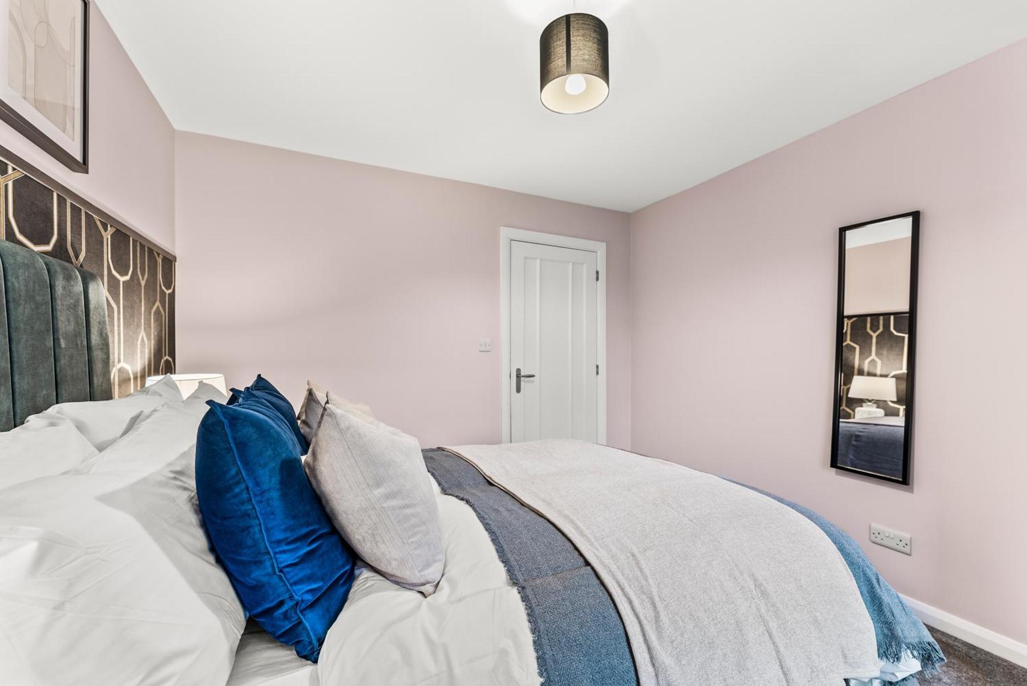 Elegant Retreat In Cheltenham - Garden & Parking Included エクステリア 写真