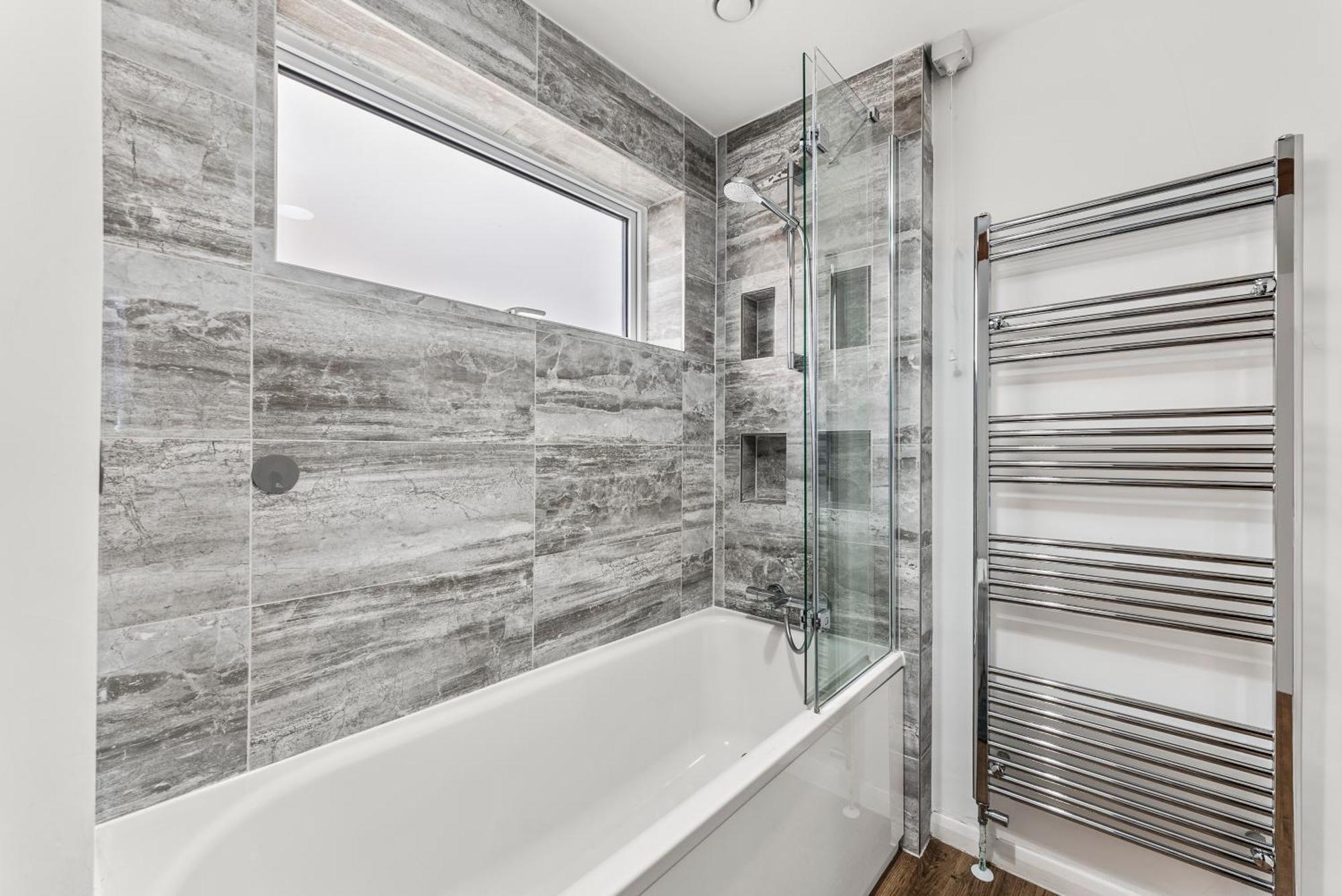 Elegant Retreat In Cheltenham - Garden & Parking Included エクステリア 写真