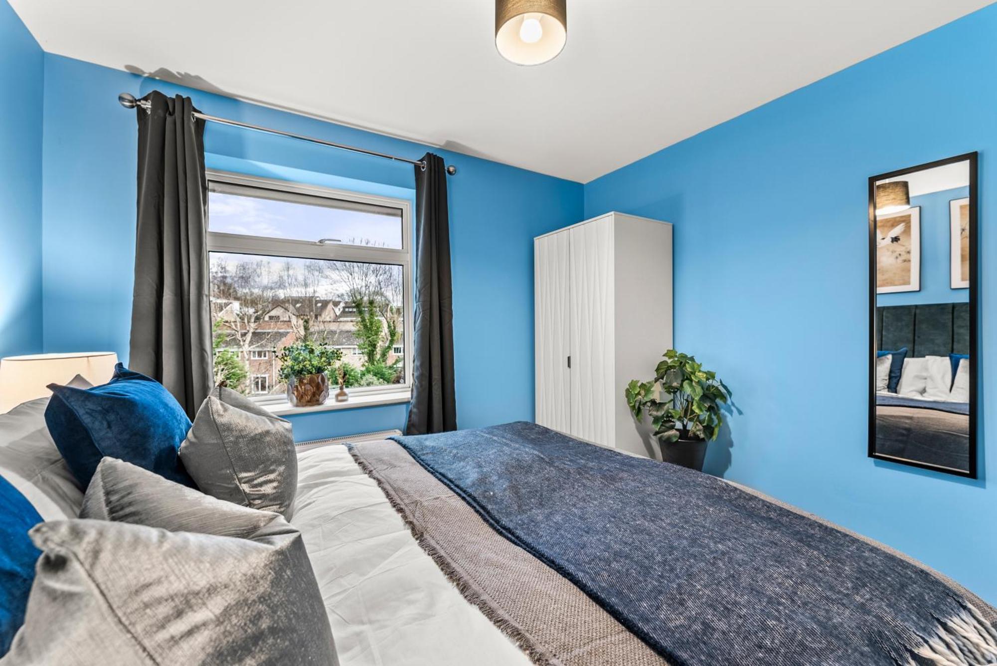 Elegant Retreat In Cheltenham - Garden & Parking Included エクステリア 写真