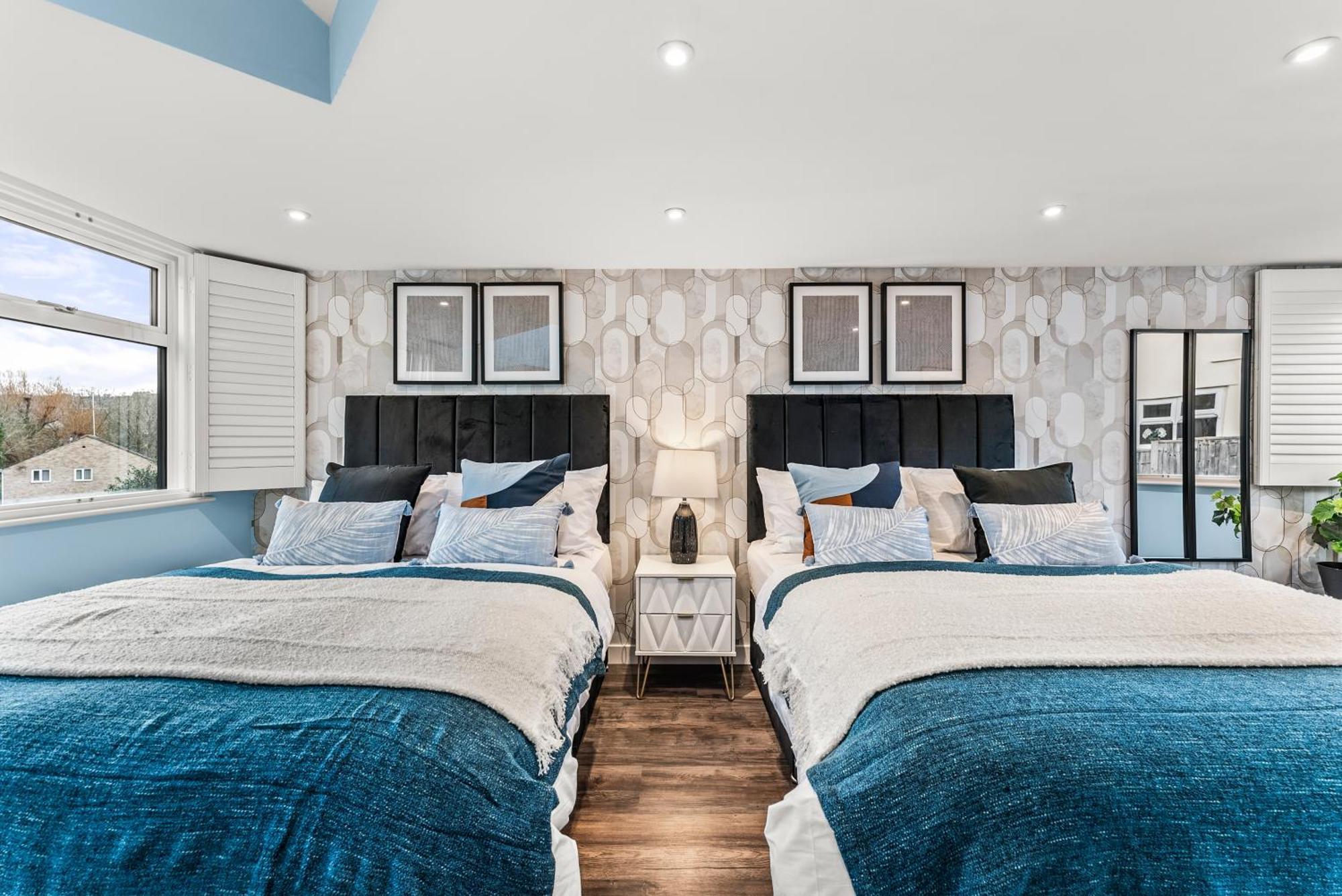 Elegant Retreat In Cheltenham - Garden & Parking Included エクステリア 写真